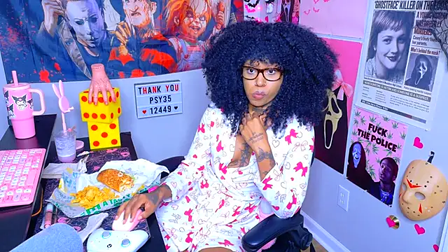 Spookiebaddie - finger asshole + butt plug🍭