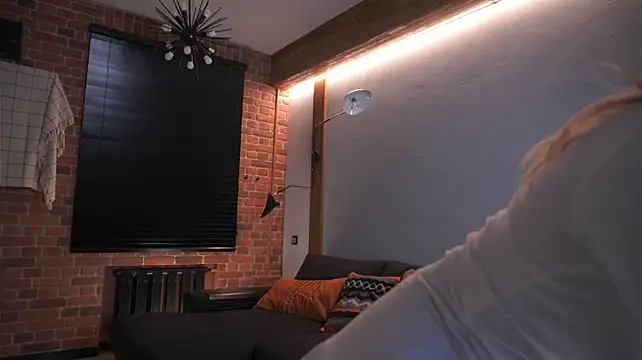 Coco_schanel - Show panties