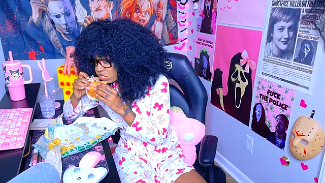 Spookiebaddie - finger asshole + butt plug🍭