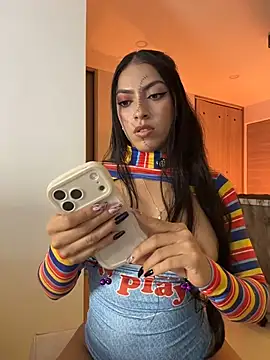 Celeste_Amber - Tits out and spit them🔥