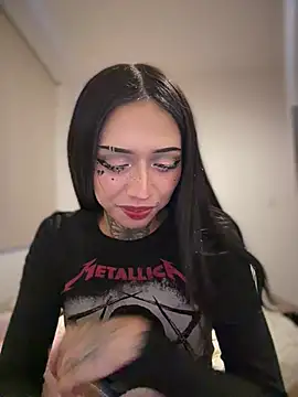 JIORYOvO - 🖤flash boobs