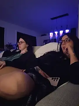 Lilylamort - Dildo Tease - Both Girls