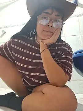 LilithRirito - Fuera blusa