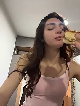 KatieMonroe - Make me vibrate while I eat