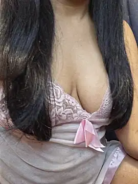 Nisha027 - Dildo show