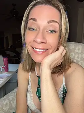 EdenDelilah1 - Play with Pussy