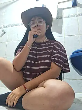 LilithRirito - Fuera blusa