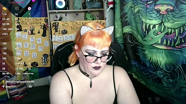 Kinky_Witch - Oil Ass & Spank 6x