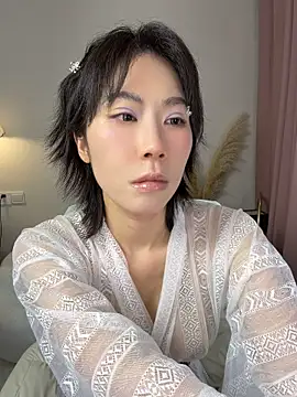 Nanako99 - 小粉插入5分钟