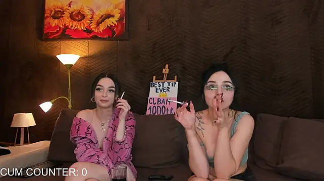 Roomies - MAKE US SQUIRT 💦
