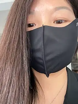 Aiss-niang - 电梯门口全裸两分钟