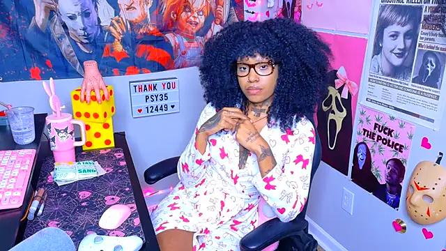 Spookiebaddie - finger asshole + butt plug🍭