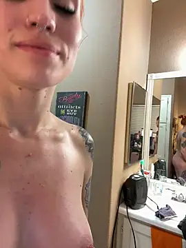 ThornsandHoney - Shower with me