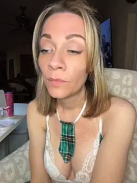 EdenDelilah1 - Play with Pussy