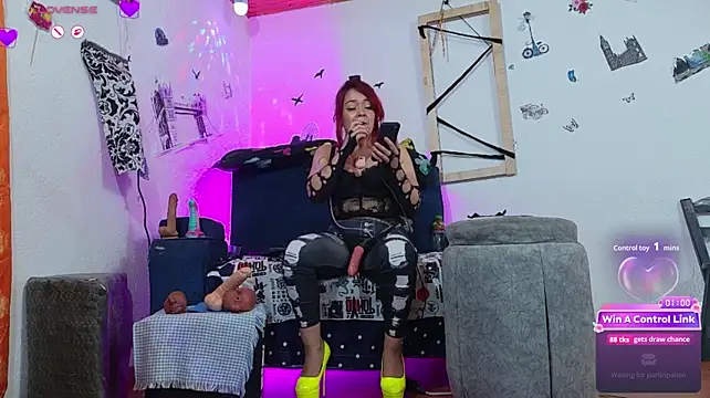 Keila_j - ❤️sitting I open my legs+touch my pussy
