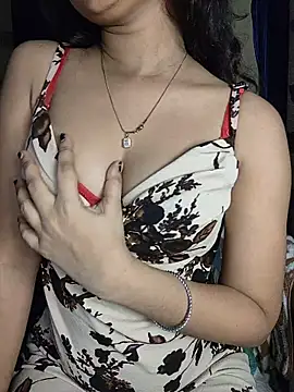 Mishti_doi - full nude in public