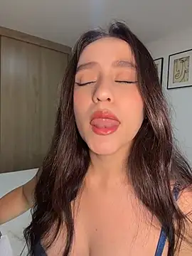 Turquoisespell - Finger my little pussy close to you 😏