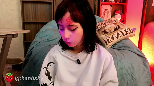 HannahSky_