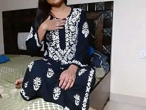 Yours_riya_- - nude show