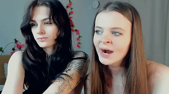 KrystalTrudel - tease with my nipples and spit on them^^