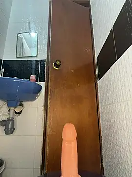 Littlee_Lucy - riding in the domi