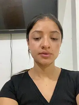 Alicia_ALICIA - Show oil