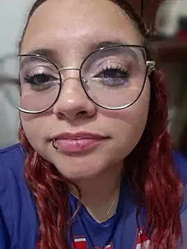 CURVY-HORNY - Spank in my ass