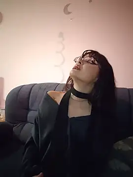 Vampyrinha666 - 10 min sem sutia