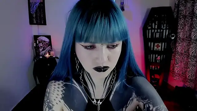DimmuandDarkness - dirty talk hot in PM 😈✝︎
