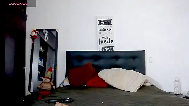 Mussa_hott - spand ass horny