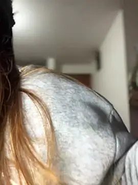Cloew_Marz - Show boobs