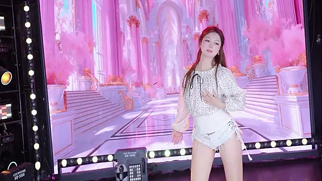 Sexybaby-99 - 娇躯媚眼如丝,堪称罕见极品,定制舞蹈流出