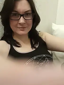 DesreRose - Get me topless!
