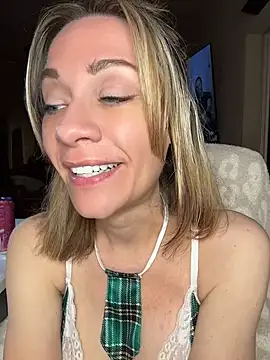 EdenDelilah1 - Play with Pussy
