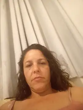 Mimadinha85 - Mostrar meu grelinho melado