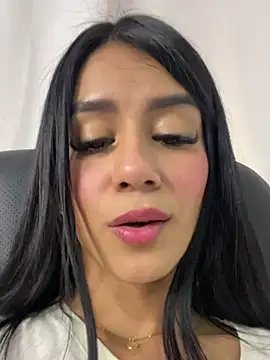 Lau_val69 - Cameltoe