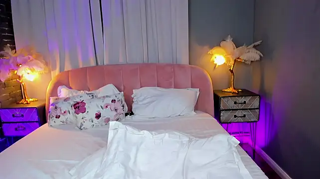 AmedeeaBanks - Help me to get a deep orgasm