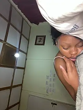 Iconic_black_barbie - I to buy a big dildo