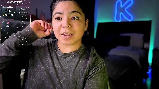 Kimmiakiss22 - Make Me Wet