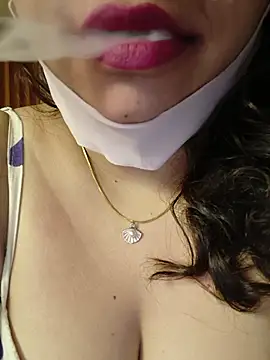 Girlsdaddy69 - ice on pussy