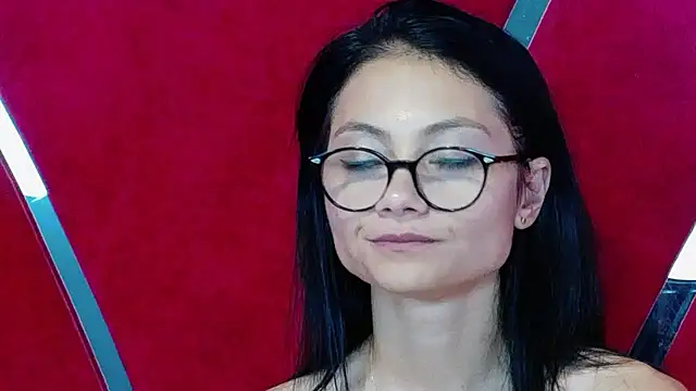 MayaLeey - Last tipper gets 5 min of lush control