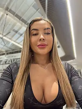 Alexa_seexy1 - Fucking or pussy in the public bathroom