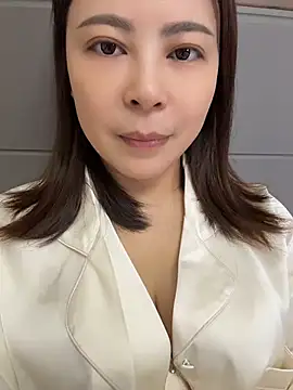 YaoYao8888 - 脱掉内衣直播2分钟