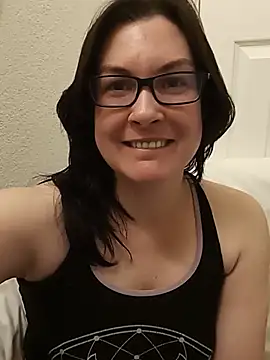 DesreRose - Get me topless!