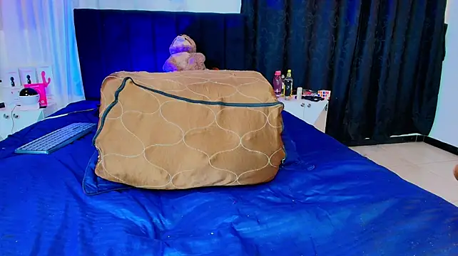 Diosa_victoria - big dildo in the ass🍆🍑