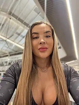 Alexa_seexy1 - Fucking or pussy in the public bathroom