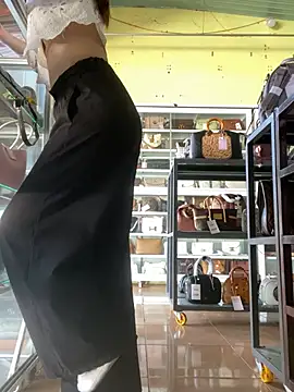 Xiiaozang003 - 🧸🧸 你好，请帮帮我💞