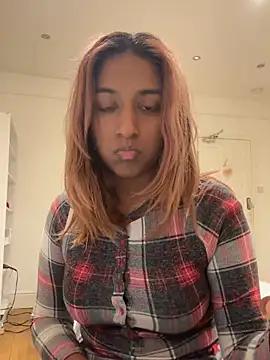 DonnaShy - Lingerie try-on, 3 outfits😘