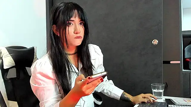 Nilufer - MASTURBATION WITH MY FINGERS X 5 MINUTES