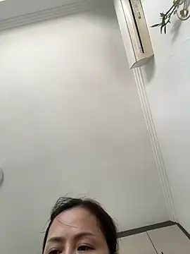 Amy1688 - 脱内裤直播一分钟